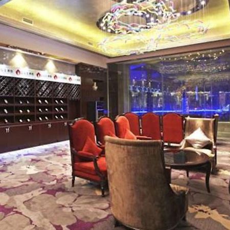 Eurasia Convention International Hotel Wuhan Exterior foto